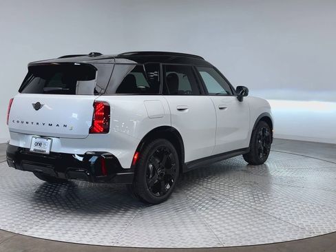 New 2026 MINI Cooper Countryman SE image 8
