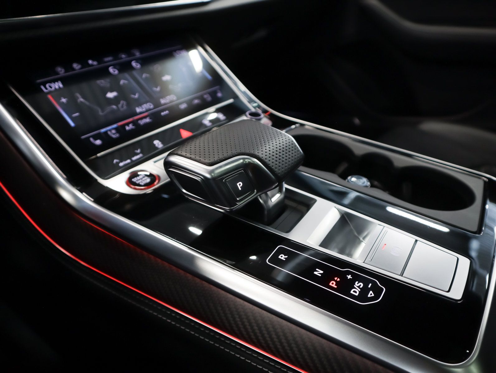 Used 2024 Audi RS Q8 AWD/4WD image 19