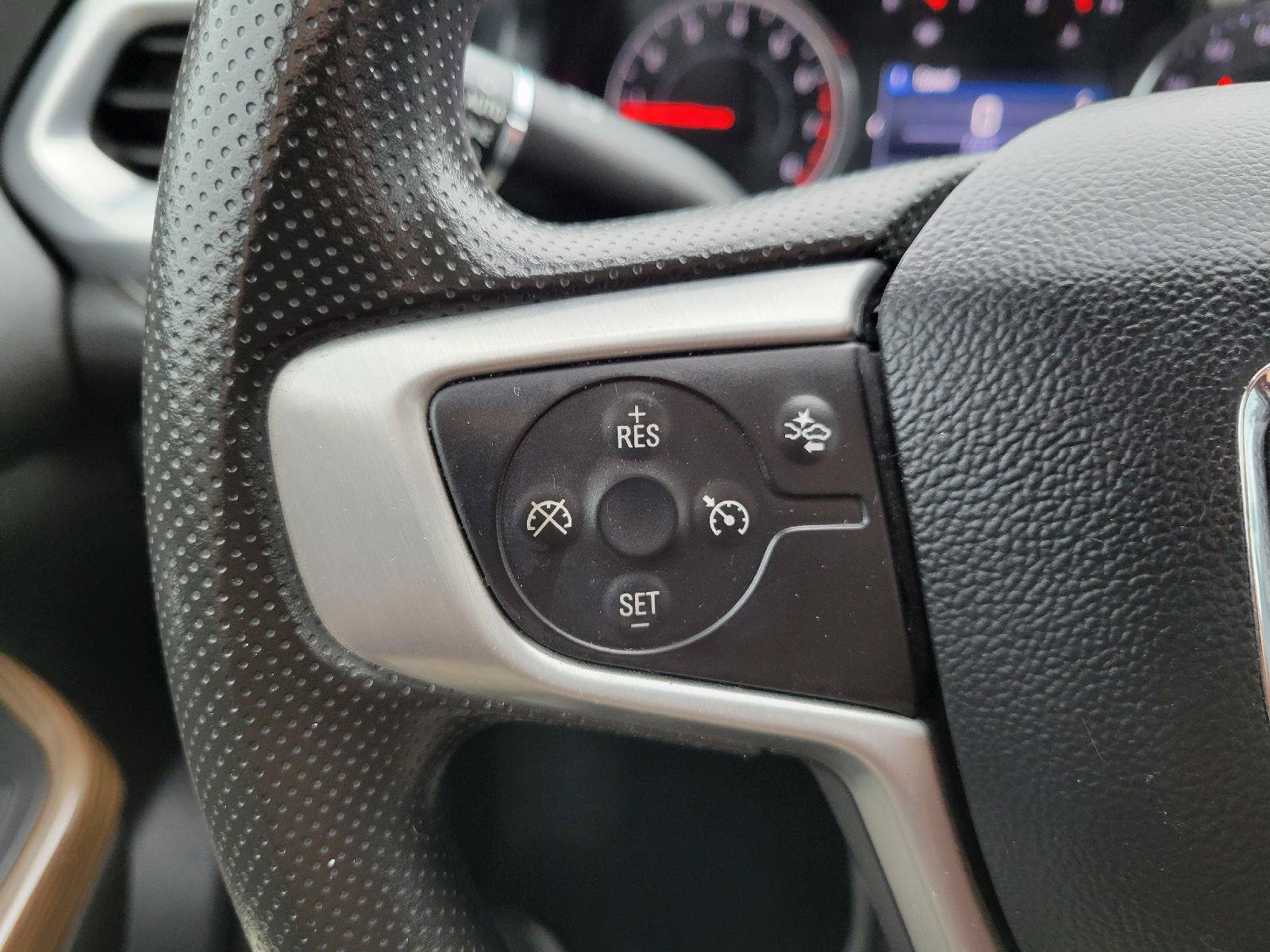 Used 2023 GMC Acadia SLE w/ Driver Convenience Package FWD image 19