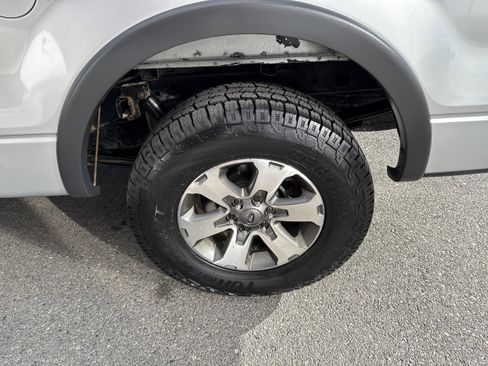 Used 2014 Ford F150 FX4 image 8