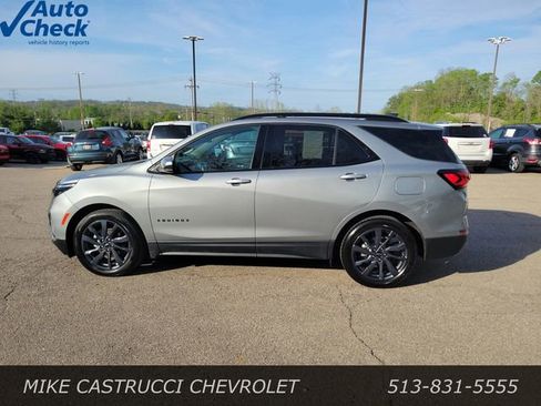 Used 2024 Chevrolet Equinox RS FWD image 2