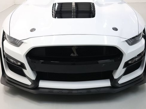 Used 2022 Ford Mustang Shelby GT500 w/ Carbon Fiber Track Pack RWD image 58