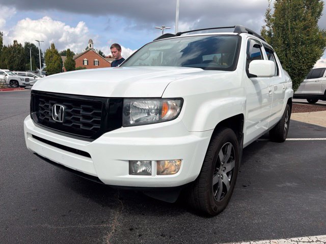 Used 2014 Honda Ridgeline SE image 2