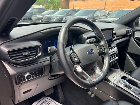 Certified 2023 Ford Explorer ST w/ Equipment Group 401A AWD/4WD image 7
