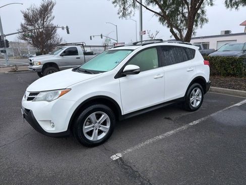 Used 2013 Toyota RAV4 XLE image 22