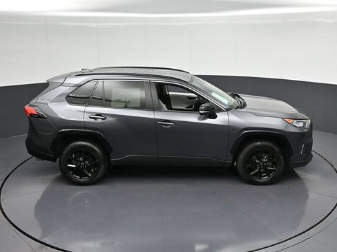 Used 2021 Toyota RAV4 XLE FWD image 23