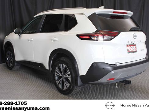 Used 2023 Nissan Rogue SV w/ SV Premium Package AWD/4WD image 15