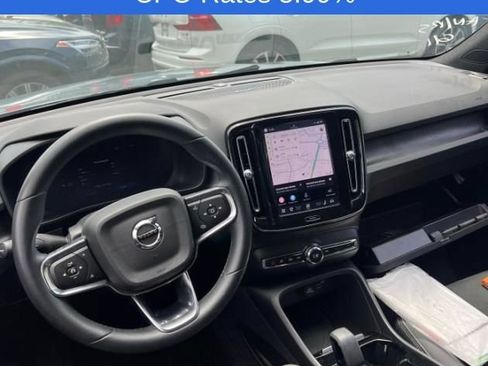 Used 2023 Volvo XC40 Recharge Ultimate w/ Protection Package Premier AWD/4WD image 10