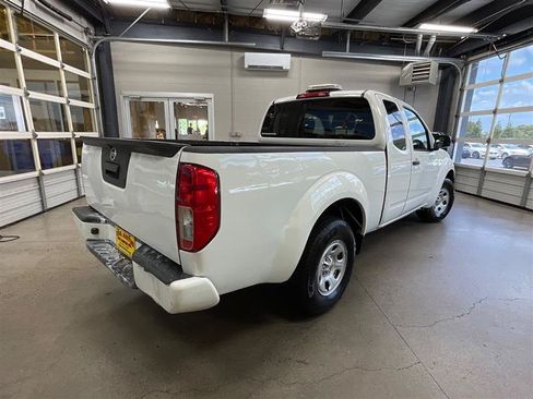 Used 2019 Nissan Frontier S RWD image 5