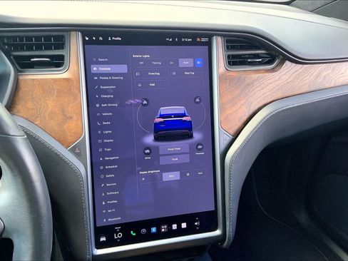 Used 2021 Tesla Model X Long Range AWD/4WD image 34