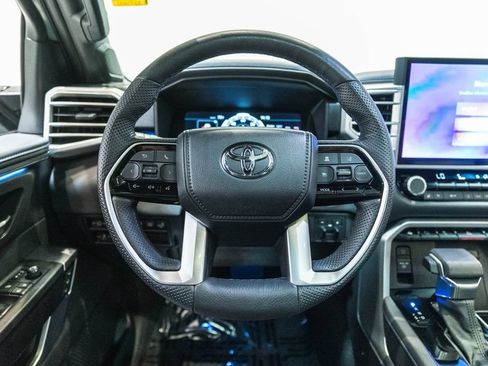 Used 2024 Toyota Tundra Platinum AWD/4WD image 18