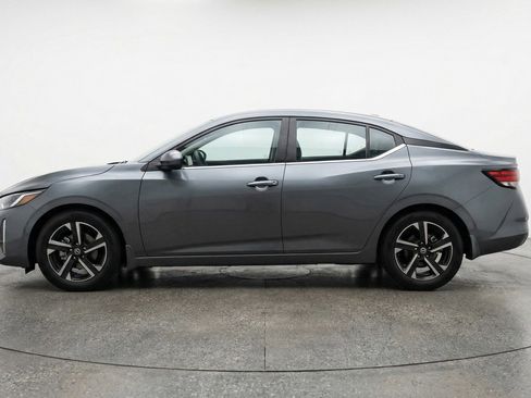 Used 2025 Nissan Sentra SV FWD image 5