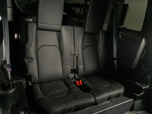 Used 2020 Land Rover Defender 110 X AWD/4WD image 12