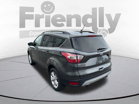 Used 2018 Ford Escape SE w/ Ford Safe & Smart Package image 7