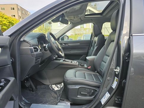 New 2025 MAZDA CX-5 AWD 2.5 S w/ Preferred Package image 16