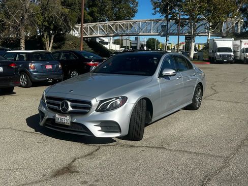 Used 2019 Mercedes-Benz E 300 image 39