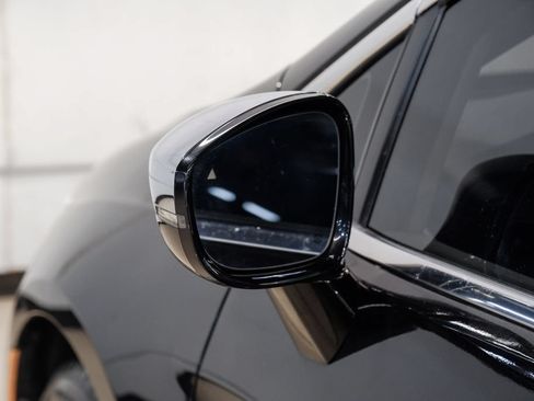 Used 2020 Chrysler Pacifica Limited FWD image 59