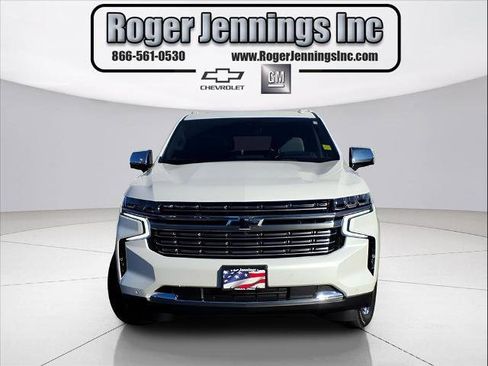 Used 2024 Chevrolet Suburban Premier w/ Premium Package image 29