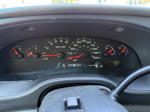 Used 2008 Ford E-350 and Econoline 350 Super Duty image 5