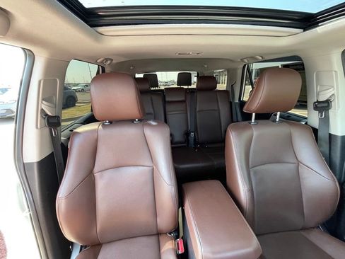 Used 2023 Toyota 4Runner Limited AWD/4WD image 30