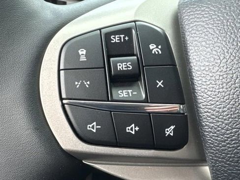 New 2026 Ford Explorer Active w/ Active Comfort Package image 28