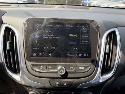 Used 2023 Chevrolet Equinox LT image 23