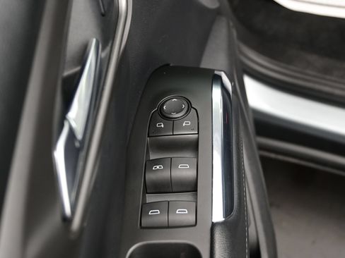 Used 2024 Chevrolet Traverse LT AWD/4WD image 13
