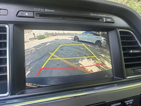 Used 2016 Hyundai Sonata Limited FWD image 17