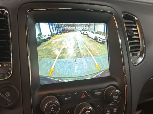 Used 2018 Dodge Durango GT w/ Premium Group AWD/4WD image 16