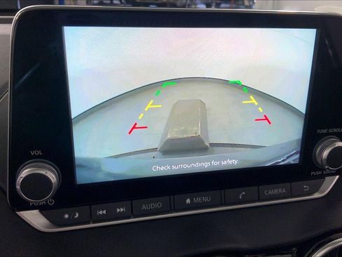 Used 2025 Nissan Sentra SV w/ All-Weather Package FWD image 21