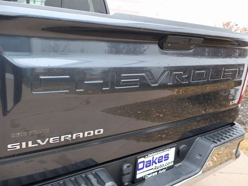 Used 2021 Chevrolet Silverado 1500 LTZ image 24