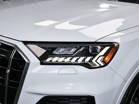 Used 2024 Audi SQ7 Prestige w/ Prestige Package AWD/4WD image 86