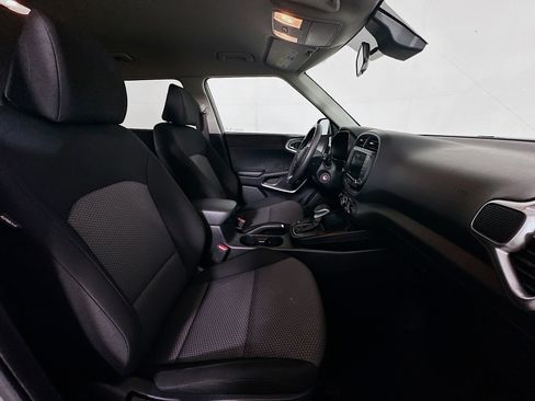 Used 2024 Kia Soul LX w/ Option Group 015 image 29