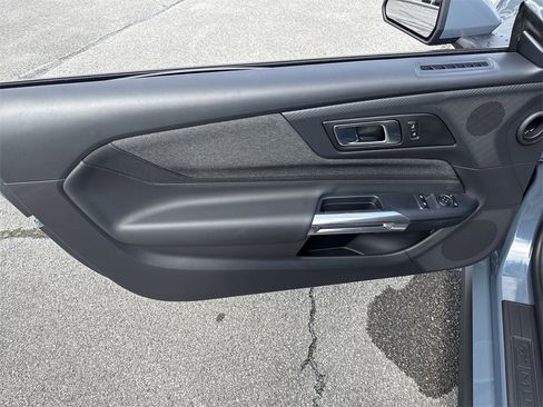 New 2025 Ford Mustang Coupe image 21