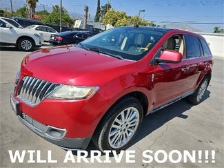 Used 2011 Lincoln MKX AWD image 1