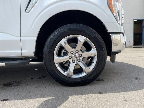 Used 2022 Ford F150 XLT w/ Equipment Group 302A High AWD/4WD image 40
