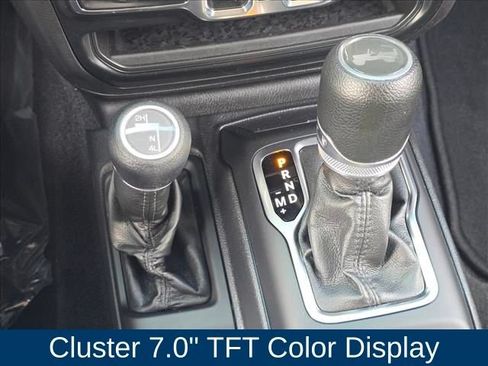 Used 2022 Jeep Wrangler Unlimited Sport AWD/4WD image 25