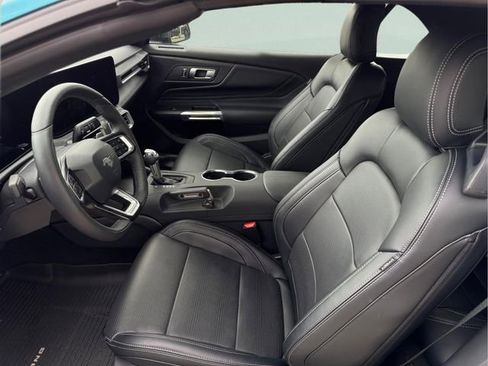 New 2026 Ford Mustang GT Premium w/ GT Performance Package RWD image 8