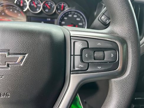 Used 2021 Chevrolet Silverado 1500 Custom Trail Boss w/ Safety Confidence Package AWD/4WD image 19