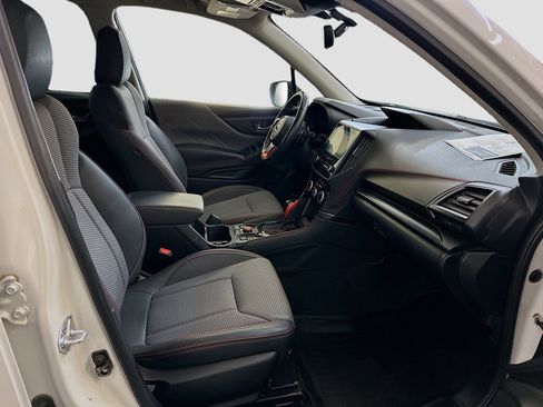 Used 2023 Subaru Forester Sport image 33