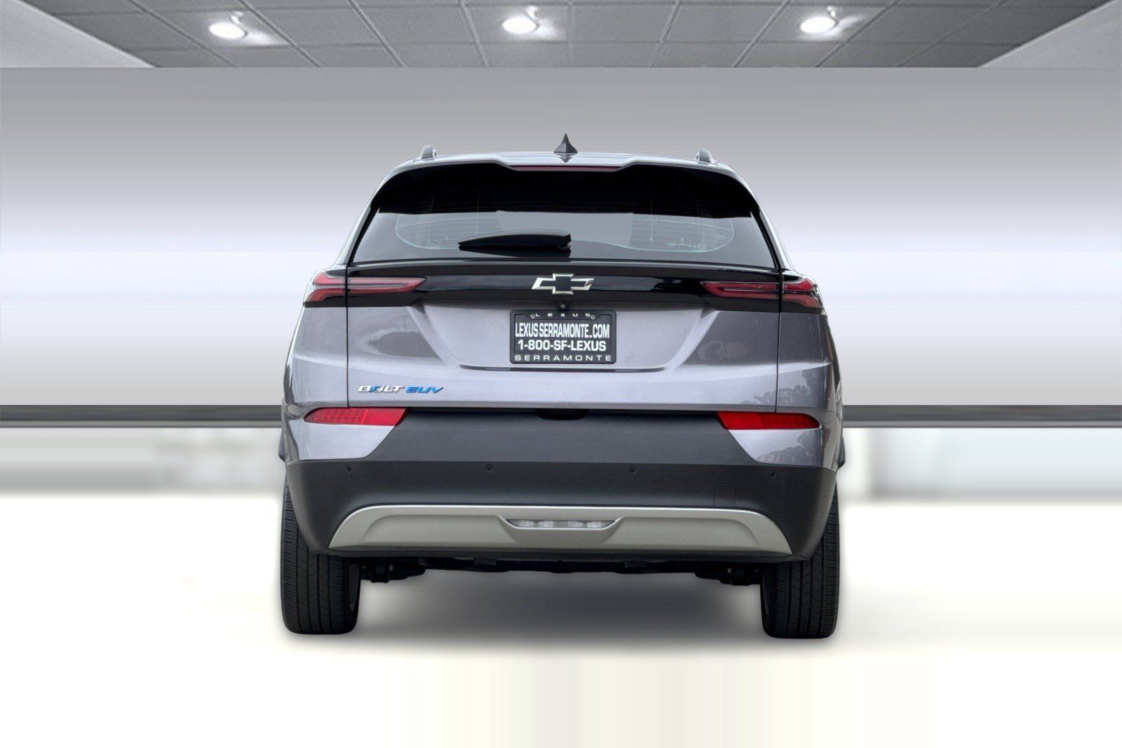 Used 2023 Chevrolet Bolt EUV LT w/ Comfort Package FWD image 9