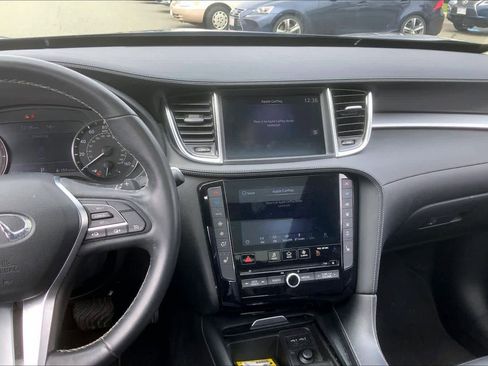 Used 2020 INFINITI QX50 Luxe w/ Cargo Package AWD/4WD image 7