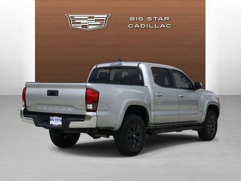Used 2023 Toyota Tacoma SR5 RWD image 5