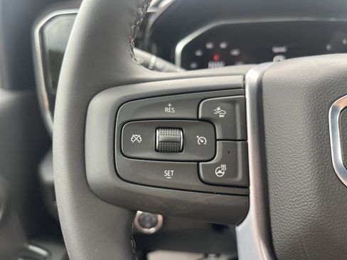 New 2026 GMC Sierra 2500 SLT AWD/4WD image 25