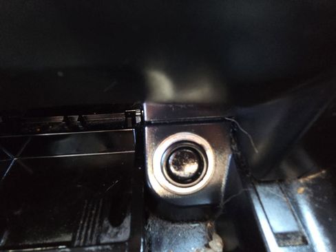 Used 2016 Mercedes-Benz C 300 Sedan image 29