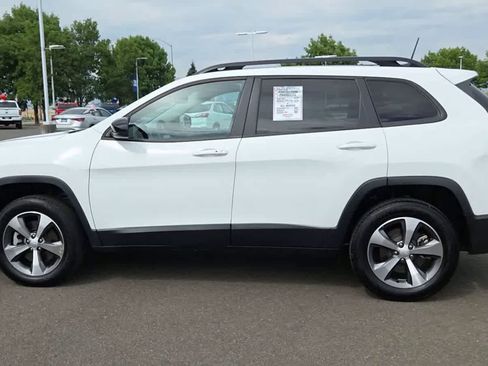Used 2022 Jeep Cherokee Limited AWD/4WD image 5