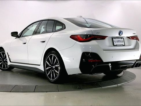 Used 2025 BMW i4 xDrive40i w/ M Sport Package image 10