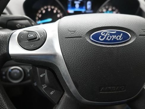 Used 2016 Ford Escape SE w/ SE Chrome Package FWD image 26