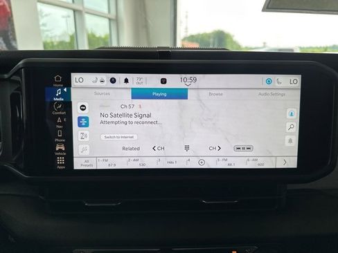 Used 2024 Jeep Gladiator Sport image 24