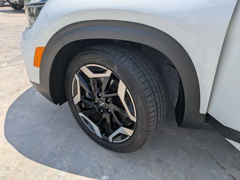Certified 2024 Kia Seltos SX AWD/4WD image 37
